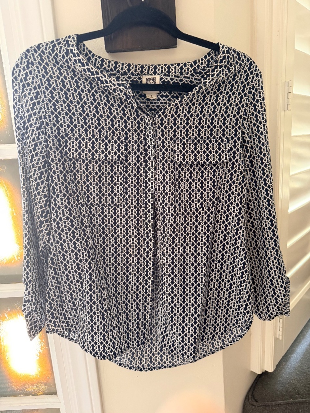 Anne Klein Navy White Geometric Print Roll Tab Blouse Size Small